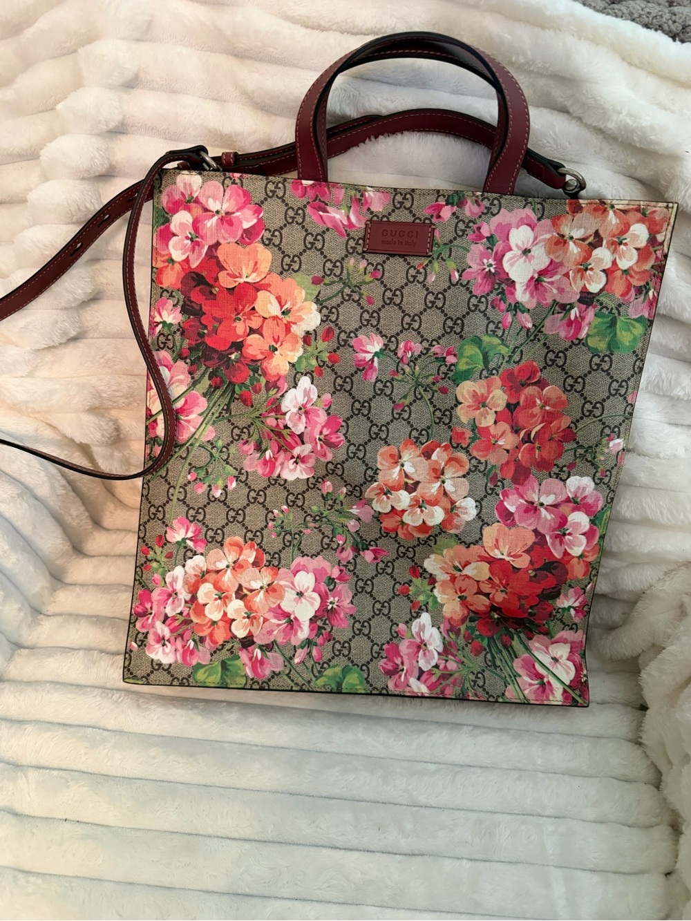Gucci GG Supreme Blooms North South Tote - Antique Rose & Pink Floral